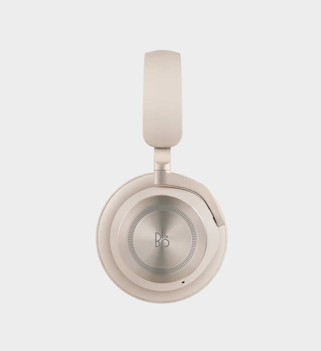 Comfortable over-ear headphones - الصورة 4